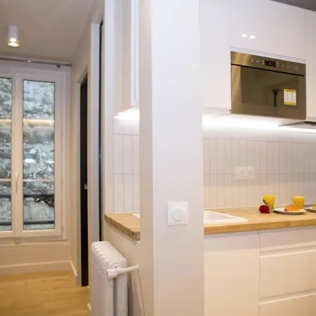 Fonctionnel Et Moderne Place Clichy - 2p - Flat-guest * Paris